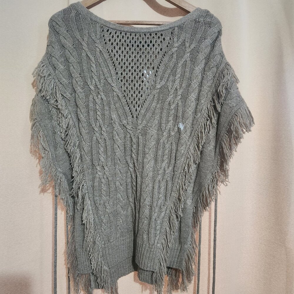 Poncho Stlye Womens Swear from NY & CO